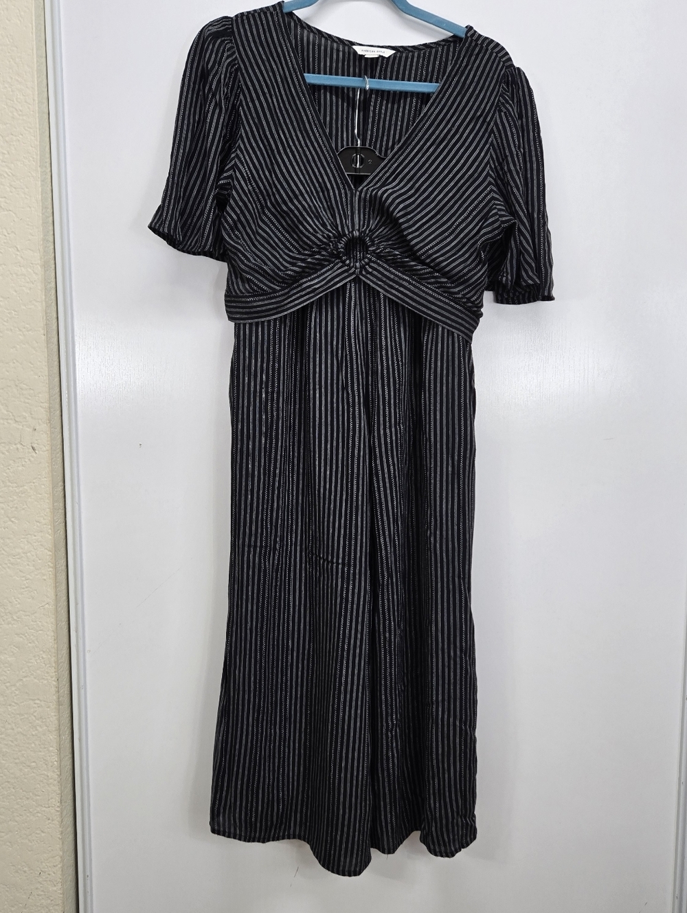 American Eagle 2 piece set crop top with flowy pants Black Striped size M Beach